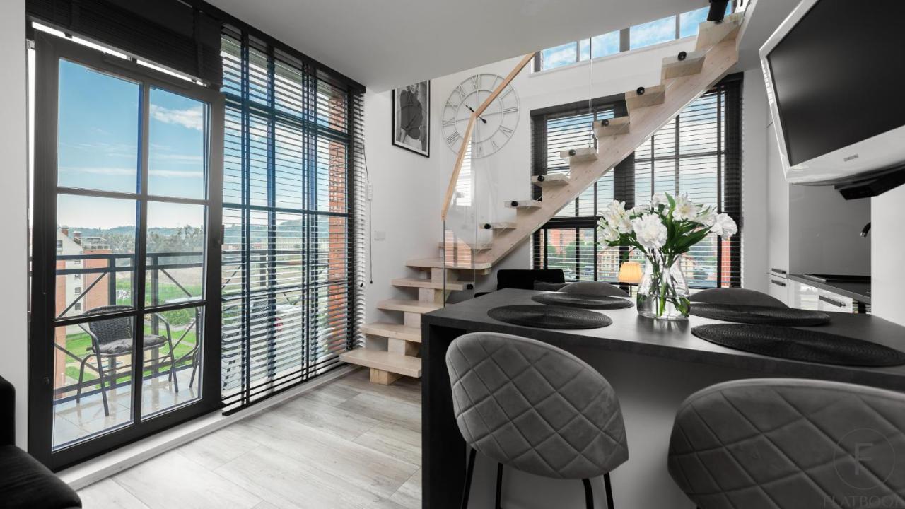 Flatbook - City Center Spa Apartments Dwie Motlawy Gdańsk Exteriör bild